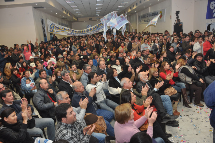 Maratón de actos del PJ presentando sus candidatos a diputados nacionales