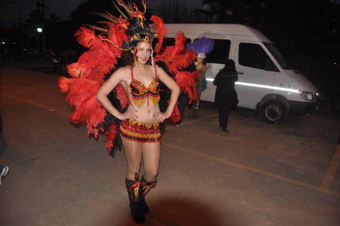 Clasificación y tiempos de todos los participantes de la Maratón 5K. Galería de 300 fotos