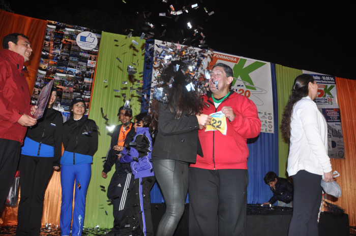 Clasificación y tiempos de todos los participantes de la Maratón 5K. Galería de 300 fotos