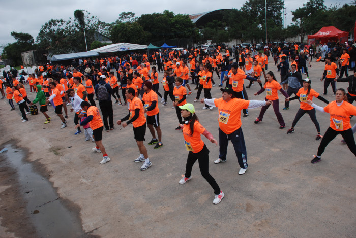 Clasificación y tiempos de todos los participantes de la Maratón 5K. Galería de 300 fotos
