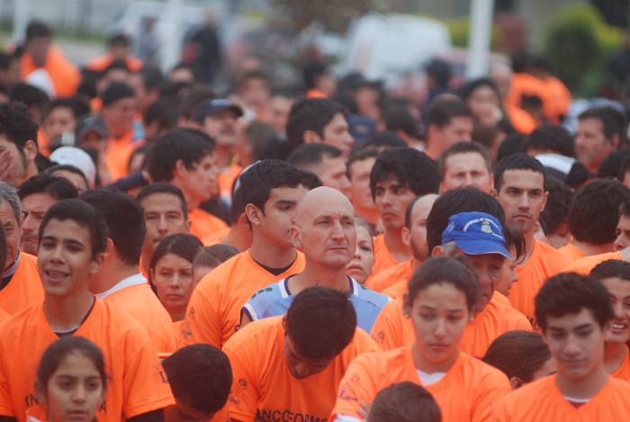 Clasificación y tiempos de todos los participantes de la Maratón 5K. Galería de 300 fotos