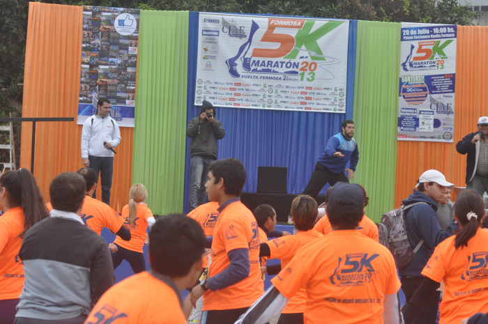 Clasificación y tiempos de todos los participantes de la Maratón 5K. Galería de 300 fotos