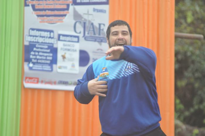 Clasificación y tiempos de todos los participantes de la Maratón 5K. Galería de 300 fotos