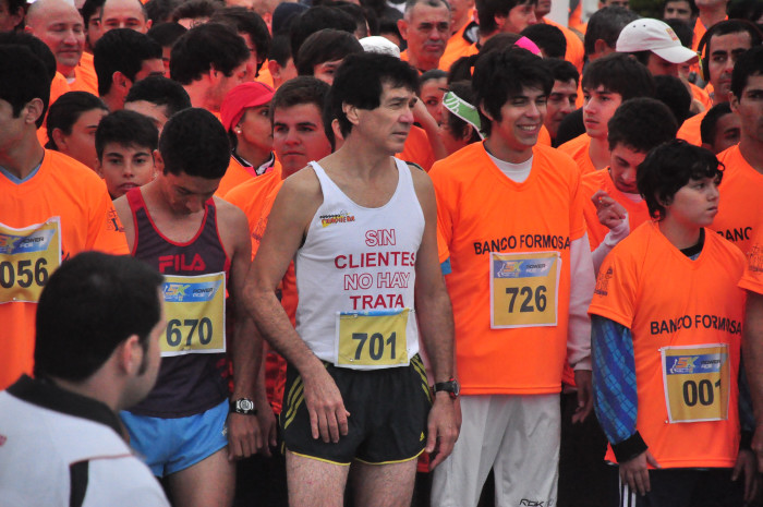 Clasificación y tiempos de todos los participantes de la Maratón 5K. Galería de 300 fotos