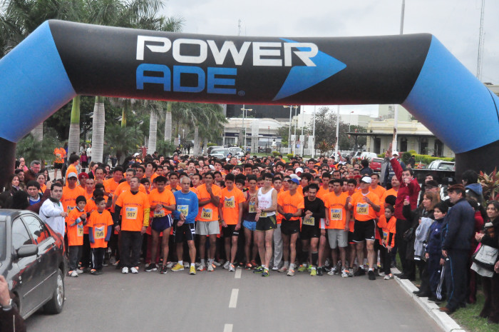 Clasificación y tiempos de todos los participantes de la Maratón 5K. Galería de 300 fotos