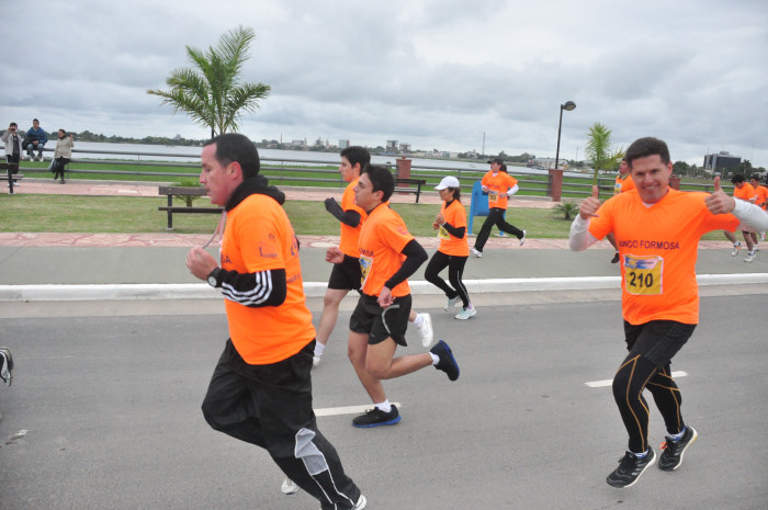 Clasificación y tiempos de todos los participantes de la Maratón 5K. Galería de 300 fotos