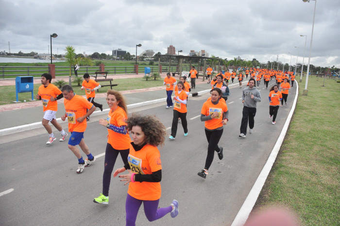 Clasificación y tiempos de todos los participantes de la Maratón 5K. Galería de 300 fotos