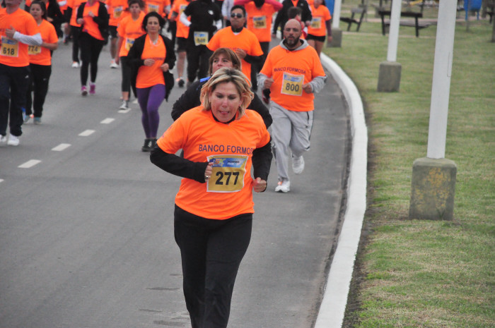 Clasificación y tiempos de todos los participantes de la Maratón 5K. Galería de 300 fotos
