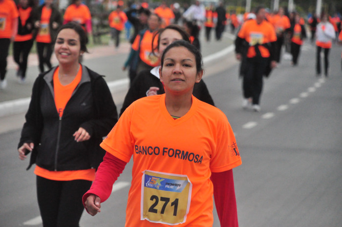 Clasificación y tiempos de todos los participantes de la Maratón 5K. Galería de 300 fotos
