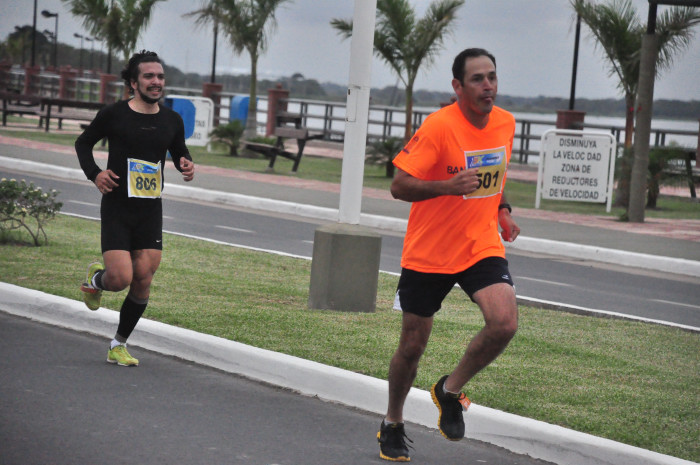 Clasificación y tiempos de todos los participantes de la Maratón 5K. Galería de 300 fotos