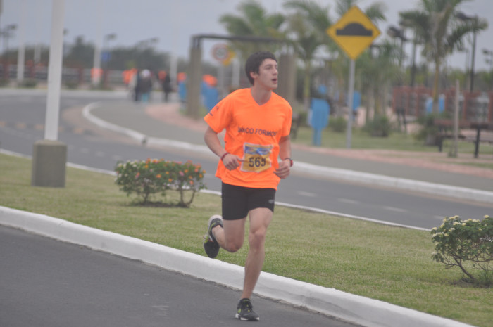 Clasificación y tiempos de todos los participantes de la Maratón 5K. Galería de 300 fotos