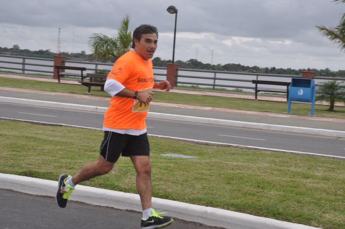 Clasificación y tiempos de todos los participantes de la Maratón 5K. Galería de 300 fotos