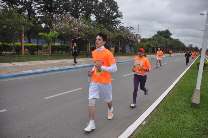 Clasificación y tiempos de todos los participantes de la Maratón 5K. Galería de 300 fotos