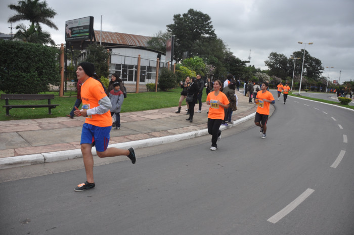Clasificación y tiempos de todos los participantes de la Maratón 5K. Galería de 300 fotos