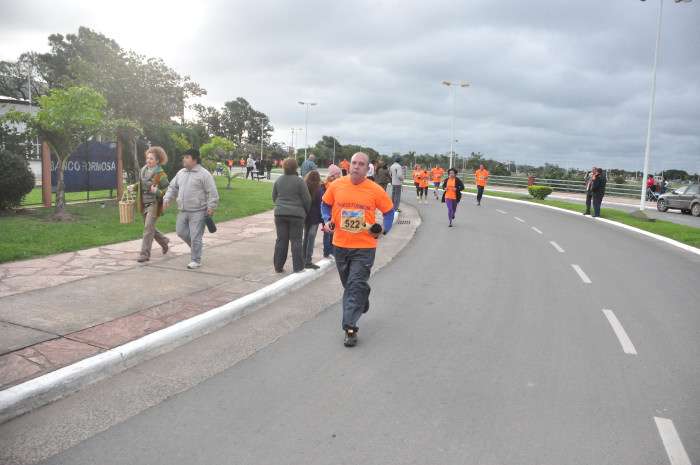Clasificación y tiempos de todos los participantes de la Maratón 5K. Galería de 300 fotos