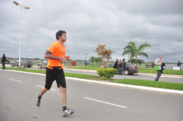 Clasificación y tiempos de todos los participantes de la Maratón 5K. Galería de 300 fotos