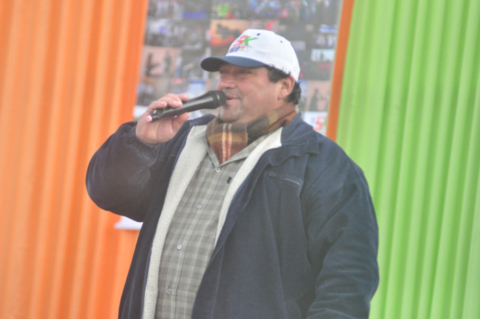 Clasificación y tiempos de todos los participantes de la Maratón 5K. Galería de 300 fotos