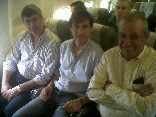 Junto a Luis Naidenoff, compartiendo el vuelo con Juancho Díaz Roig.