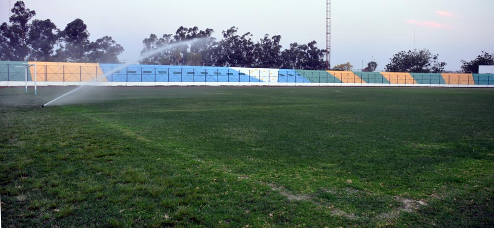 Comenzaron las remodelaciones en el Estadio de la Liga de Fútbol (galería de fotos)