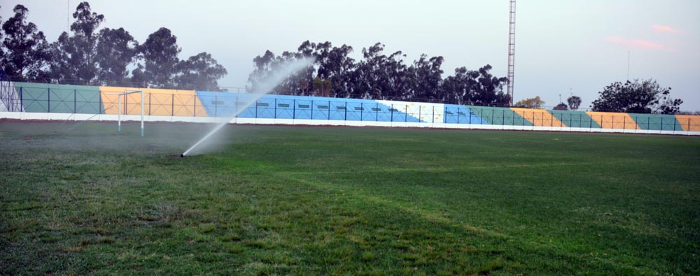 Comenzaron las remodelaciones en el Estadio de la Liga de Fútbol (galería de fotos)