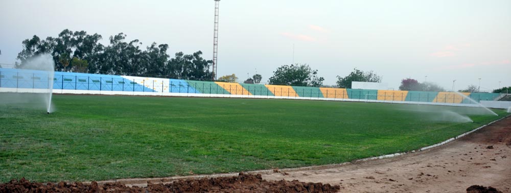 Comenzaron las remodelaciones en el Estadio de la Liga de Fútbol (galería de fotos)