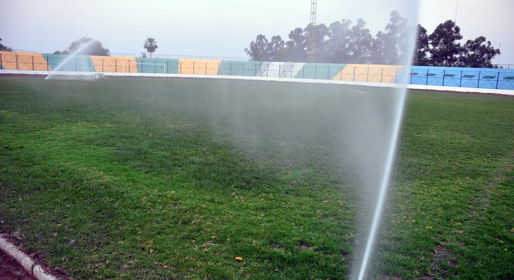 Comenzaron las remodelaciones en el Estadio de la Liga de Fútbol (galería de fotos)
