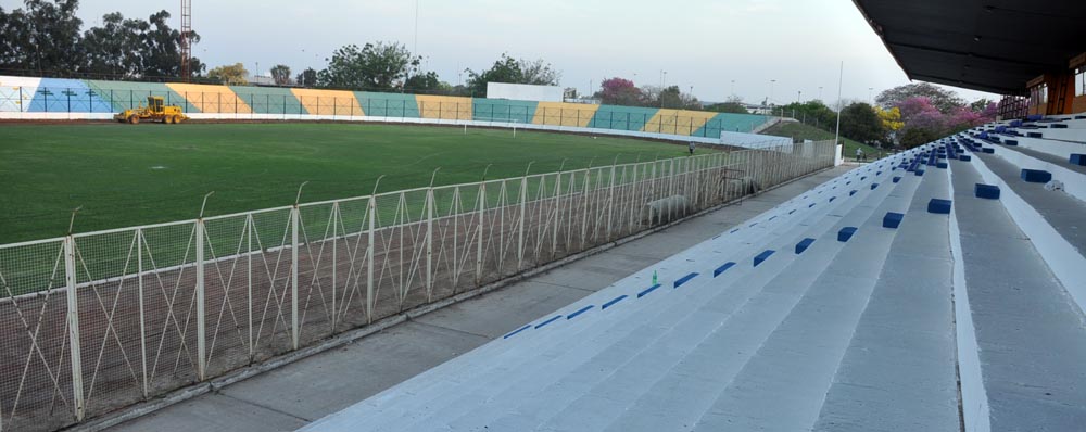 Comenzaron las remodelaciones en el Estadio de la Liga de Fútbol (galería de fotos)