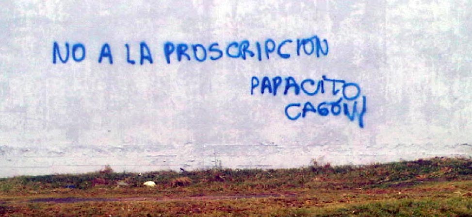 Pintadas aparecidas hoy sábado en la ciudad.