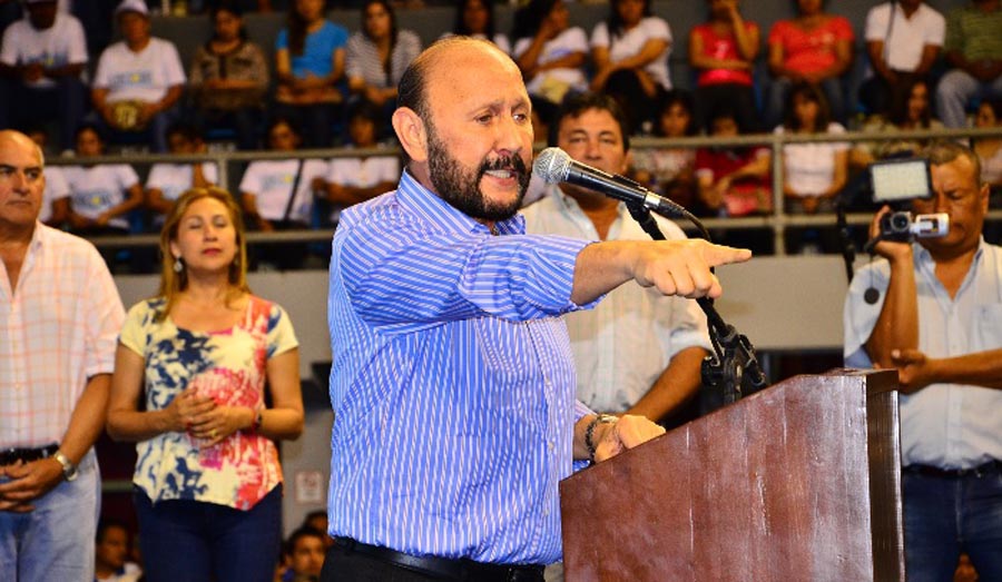 Insfrán dijo que la lealtad «es una avenida de doble mano» y llamó a llenar las urnas de votos azules