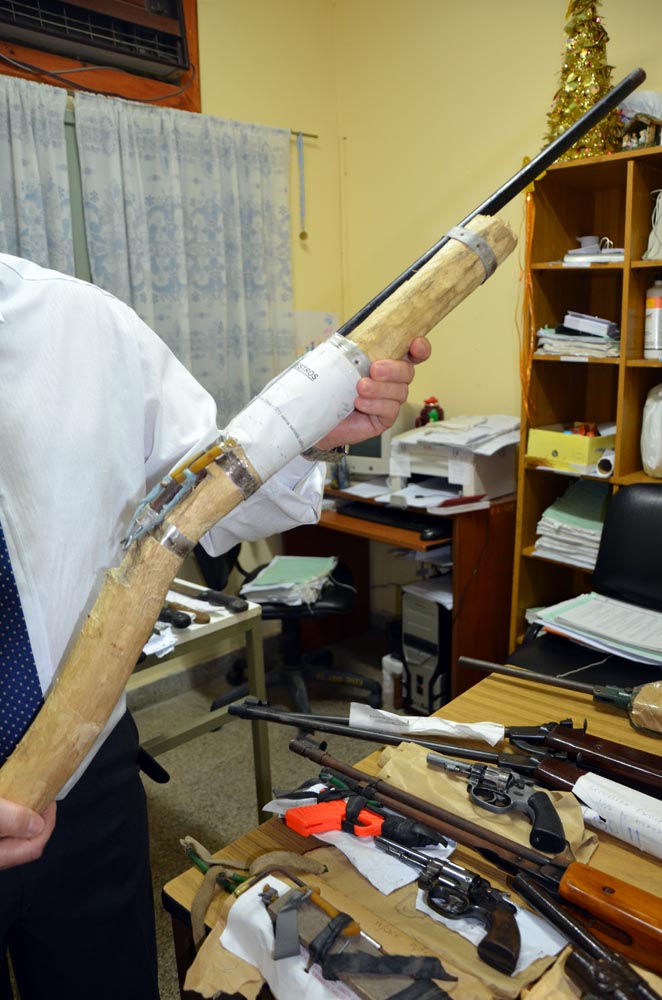 Armas que usan pequeños delincuentes formoseños.