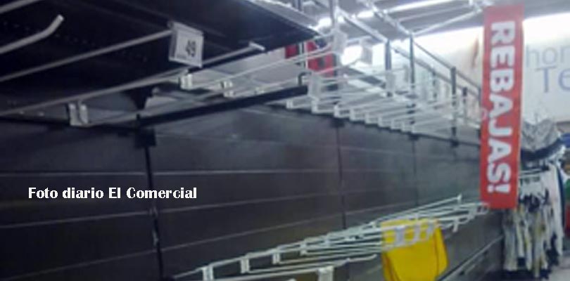 Ante la duda, Carrefour quitó productos de sus góndolas.