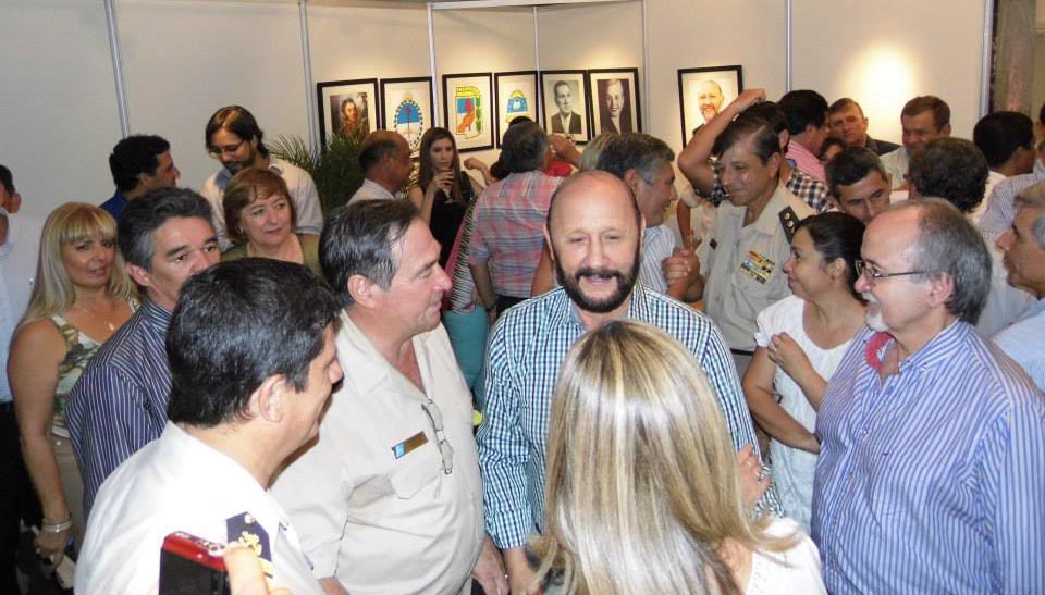 El primer mandatario en "la previa" al inicio de la fiesta.