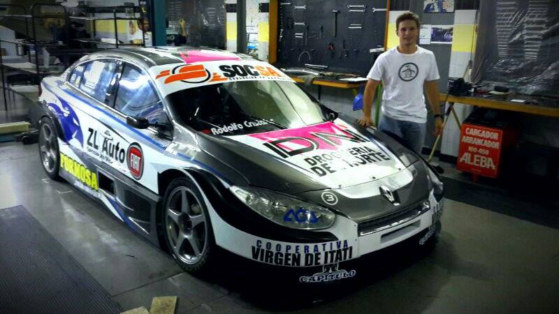 Rodrigo Saavedra y su "máquina".