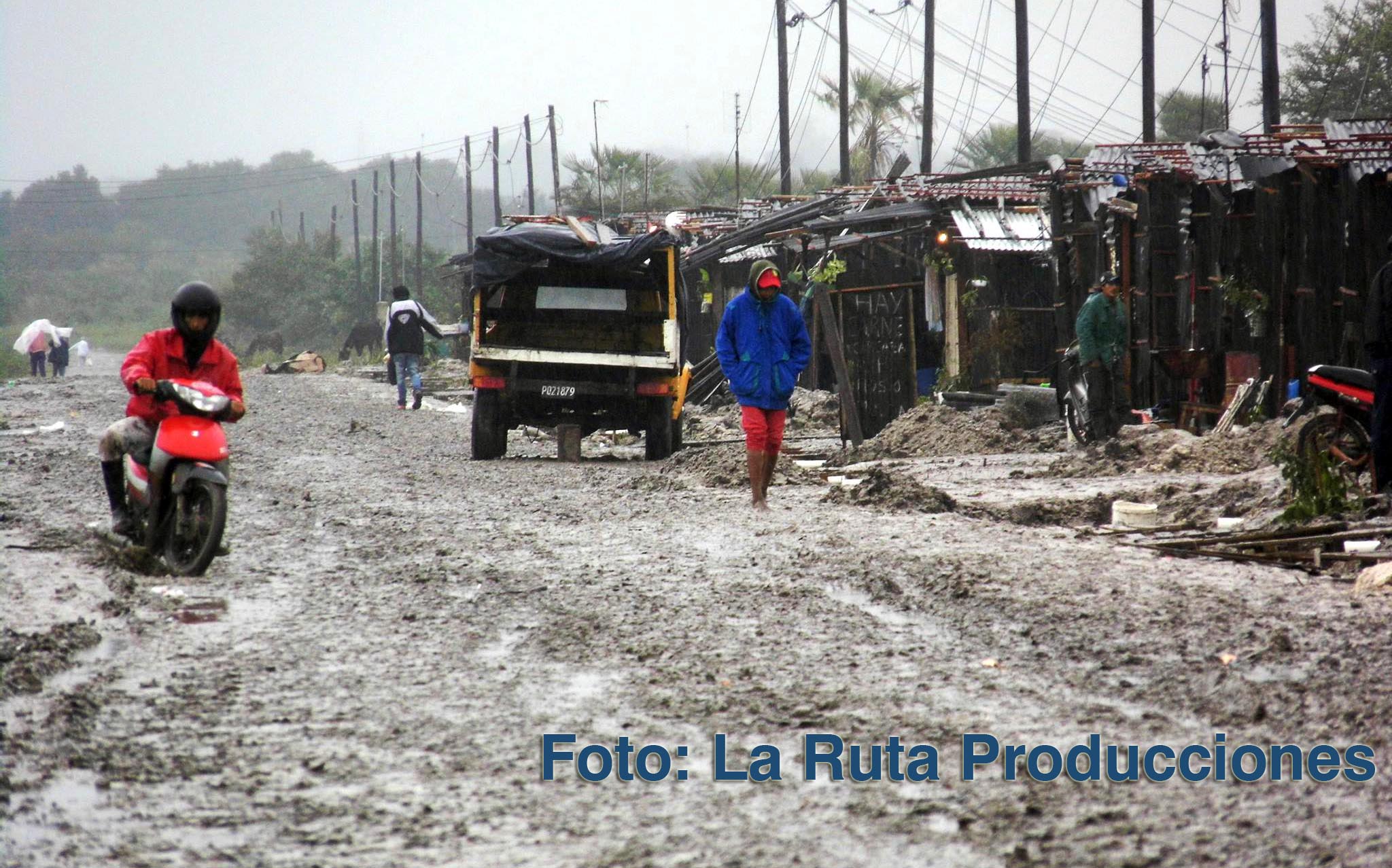 Todo se complica con el barro y el frío.