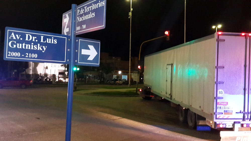 El camión circulaba en infracción.