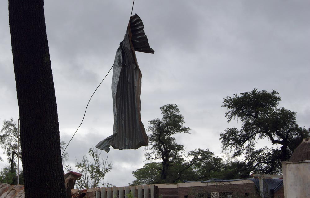 Tornado en General Güemes: 60 fotos para entender el milagro