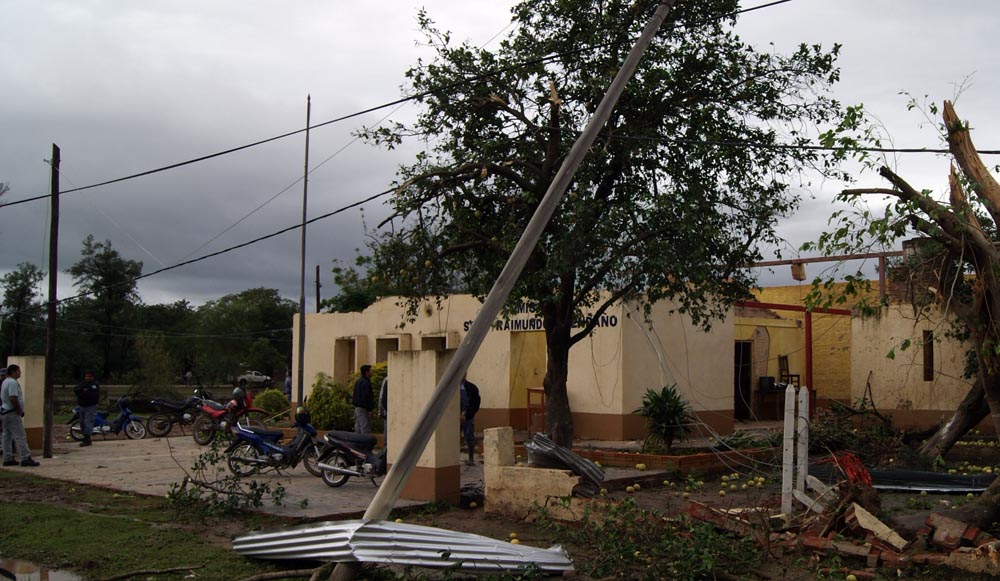 Tornado en General Güemes: 60 fotos para entender el milagro