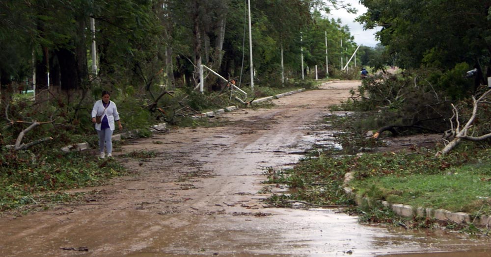 Tornado en General Güemes: 60 fotos para entender el milagro
