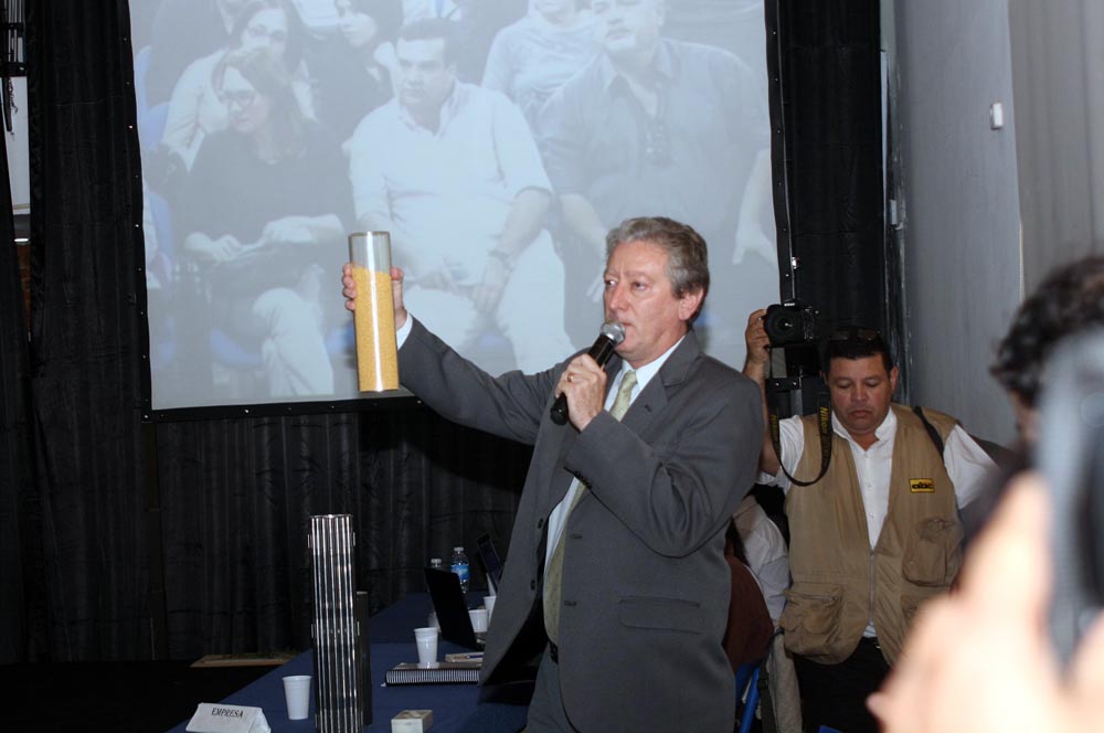 Ricardo Caraviglio, gerente de Dioxitek.