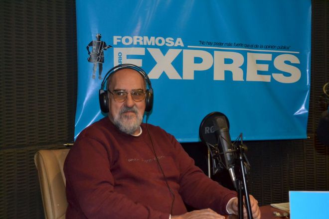 José Luis Pignochi en el programa Realidades de VLU y QTH Radio.