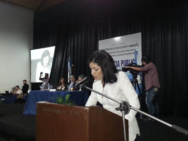 Paloma Machaín, la estudiante paraguaya que defiende la planta de uranio en Formosa.