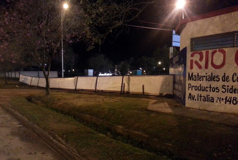 Por el karting del domingo ya cortaron la calle Corrientes