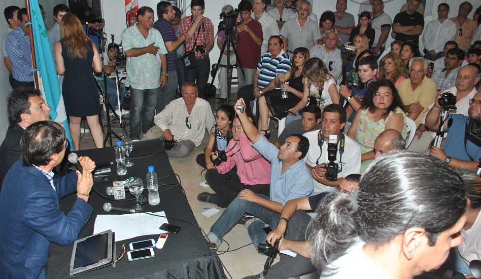 Massa cargó duro contra Insfrán y promete continuidad de planes sociales