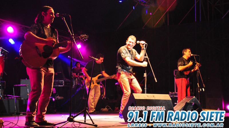 Quórum abrió la noche en el Anfiteatro