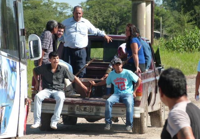 En el corte del San Antonio no permitieron el paso de un cortejo fúnebre