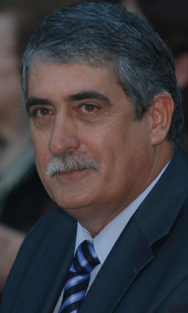 Cacho García, también quiere suceder a De Vido.