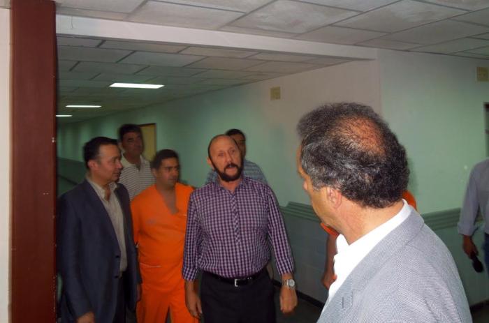 Scioli e Insfrán en el Hospital de Alta Complejidad.