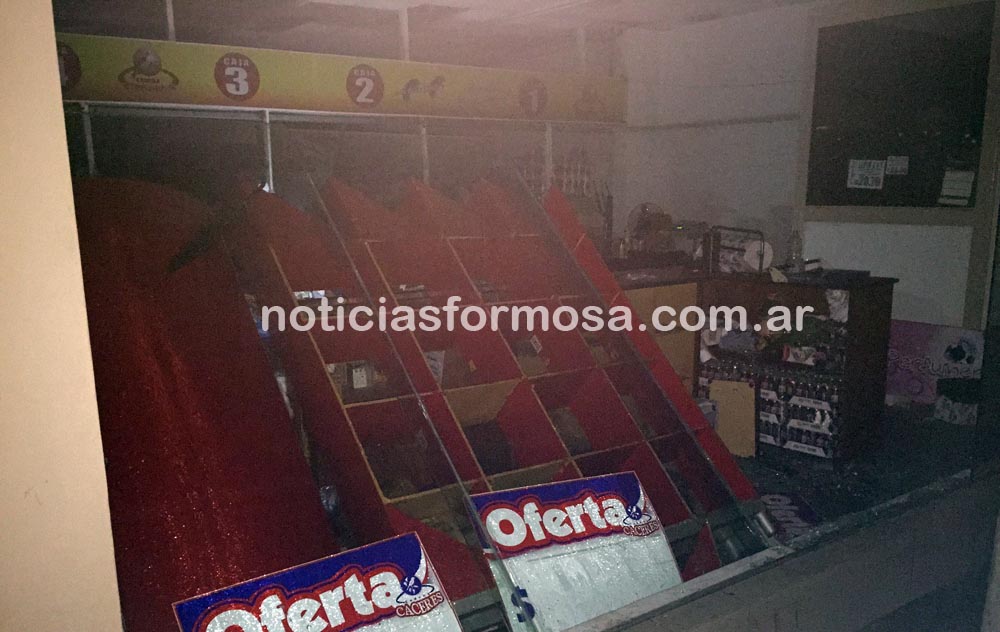 Primeras fotos del temporal de viento y agua en la ciudad