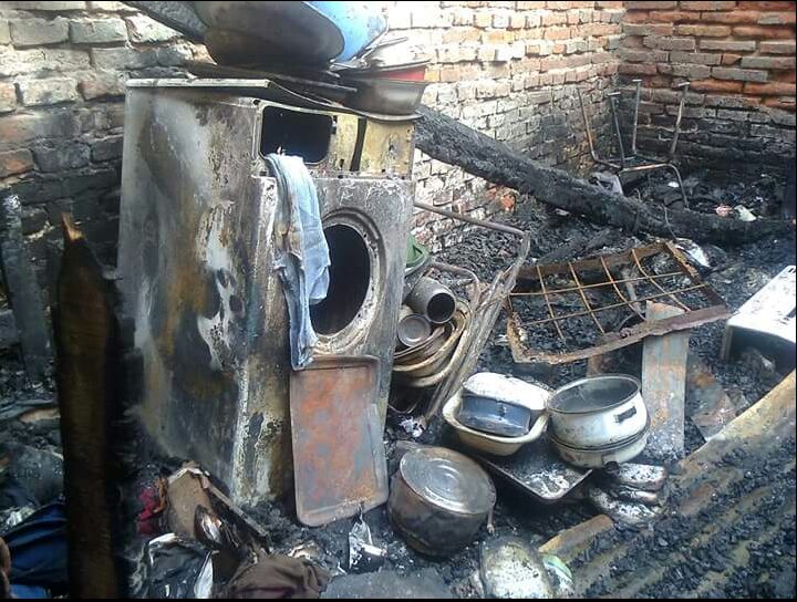 Incendio destruyó una precaria vivienda y murió un hombre. Hay que ayudar