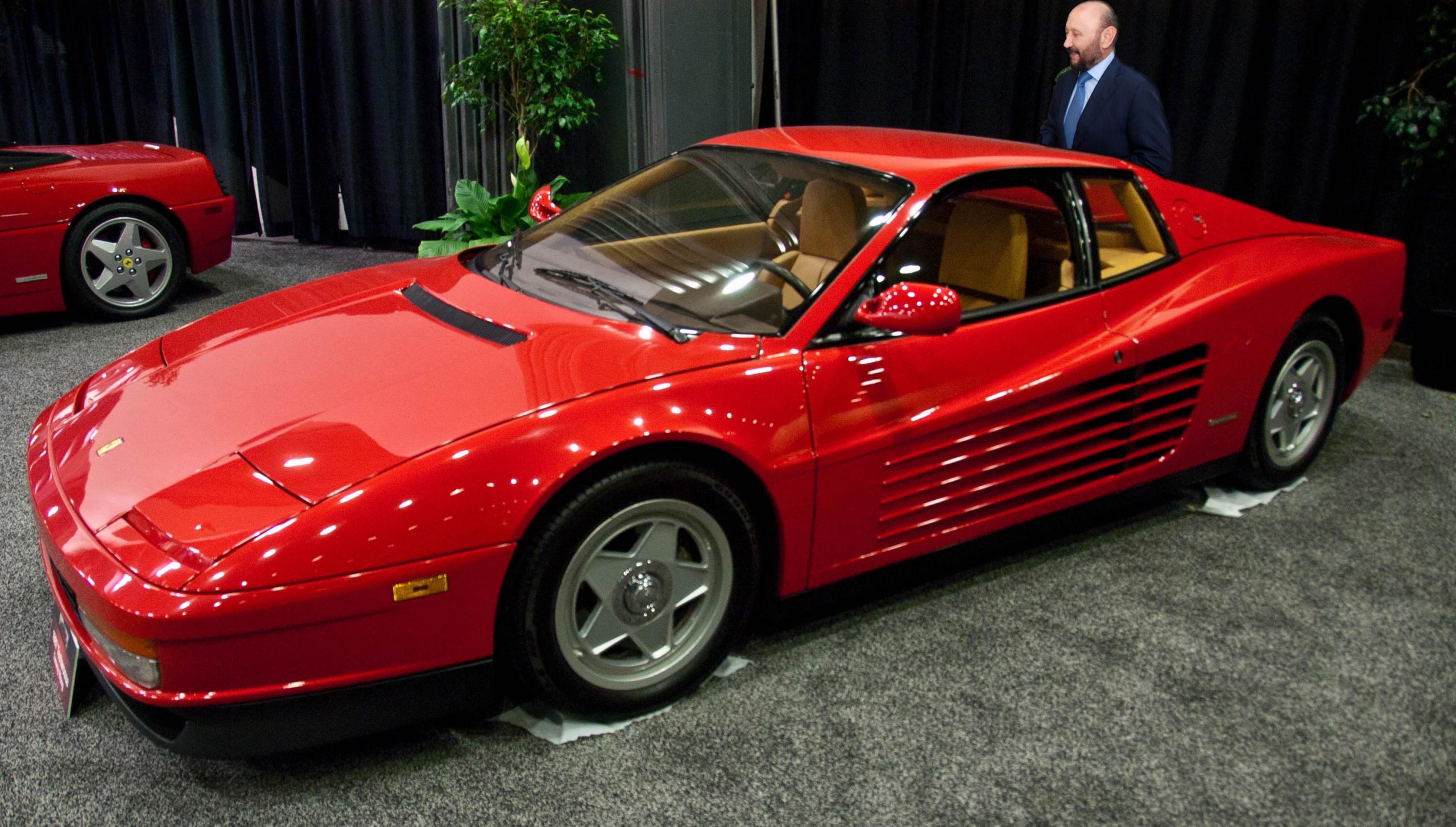 No esperen que Gildo cambie la Ferrari